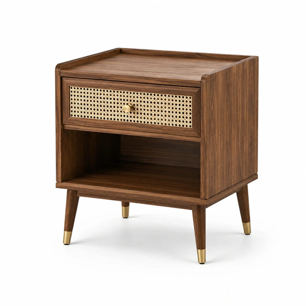 Comodino in legno e rattan marrone con dettagli in metallo dorato